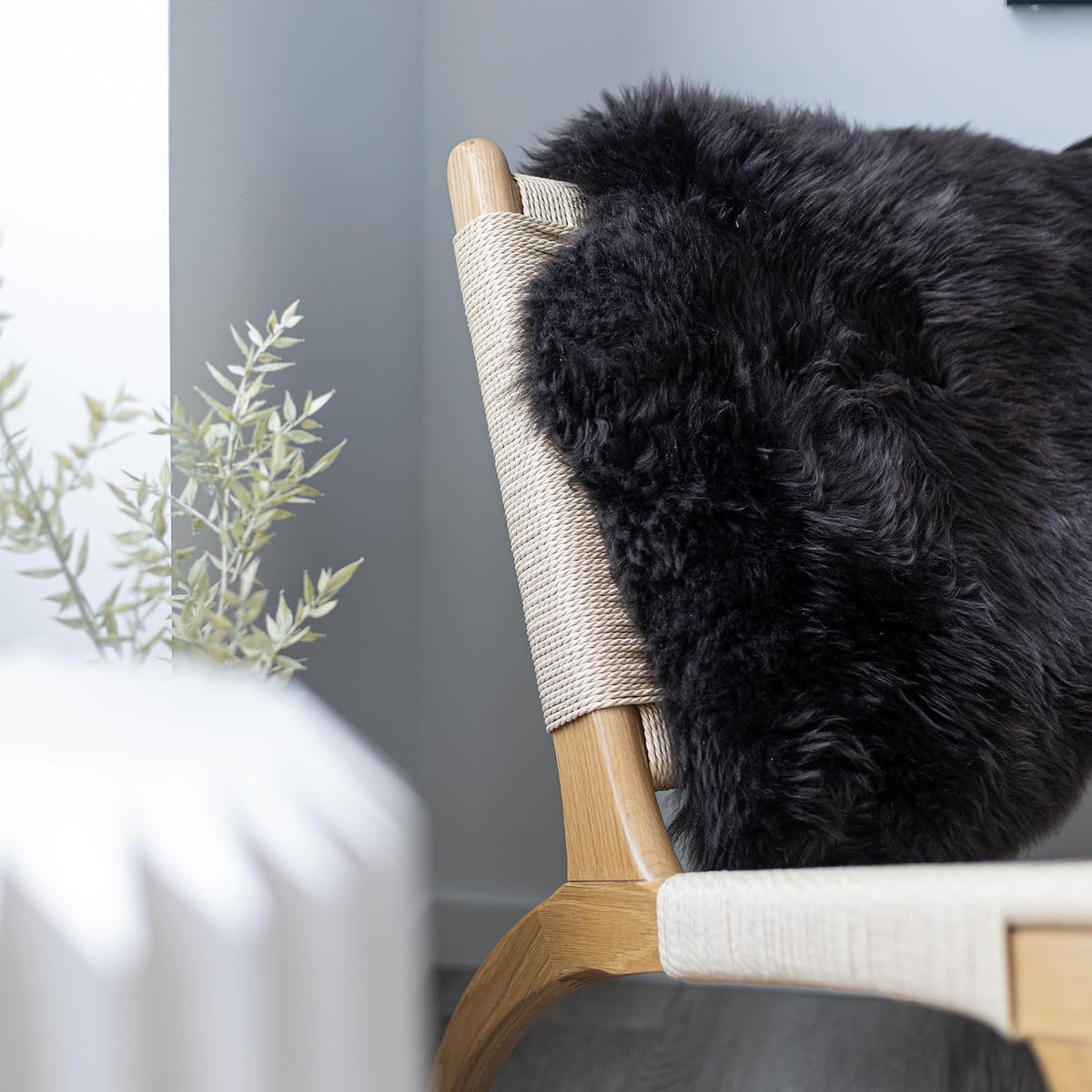 Skóra owcza Merino z długim włosiem 90x60 cm – Nordic Sheep